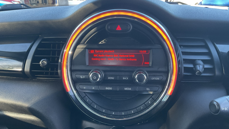 MINI Hatchback 1.5 Cooper 5dr Petrol Hatchback